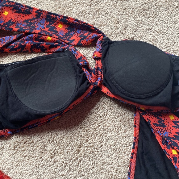 French Connection bikini set. Size small - Picture 4 of 4